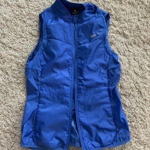 Nike active vest